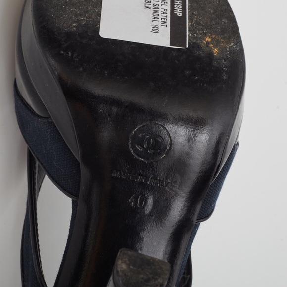CHANEL PATENT BLACK NAVY STRAPS OPEN TOE HEEL (EU 40) - Picture 5 of 5